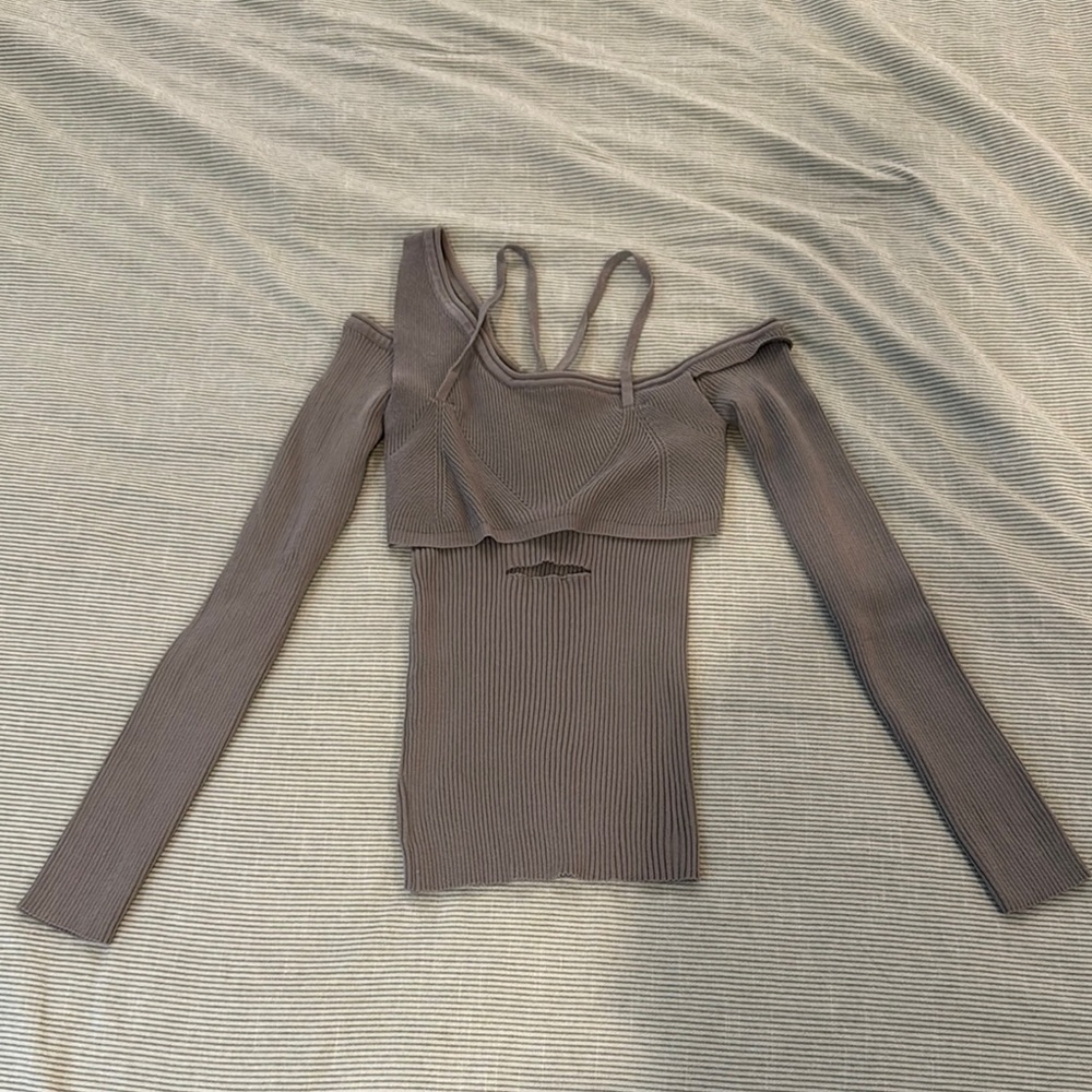 Elegant Gray Off-Shoulder Women's Top